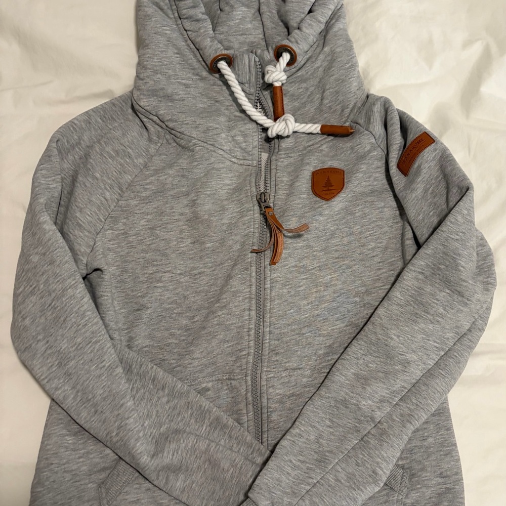 Wanakome Light Gray Hoodie with Brown Accents